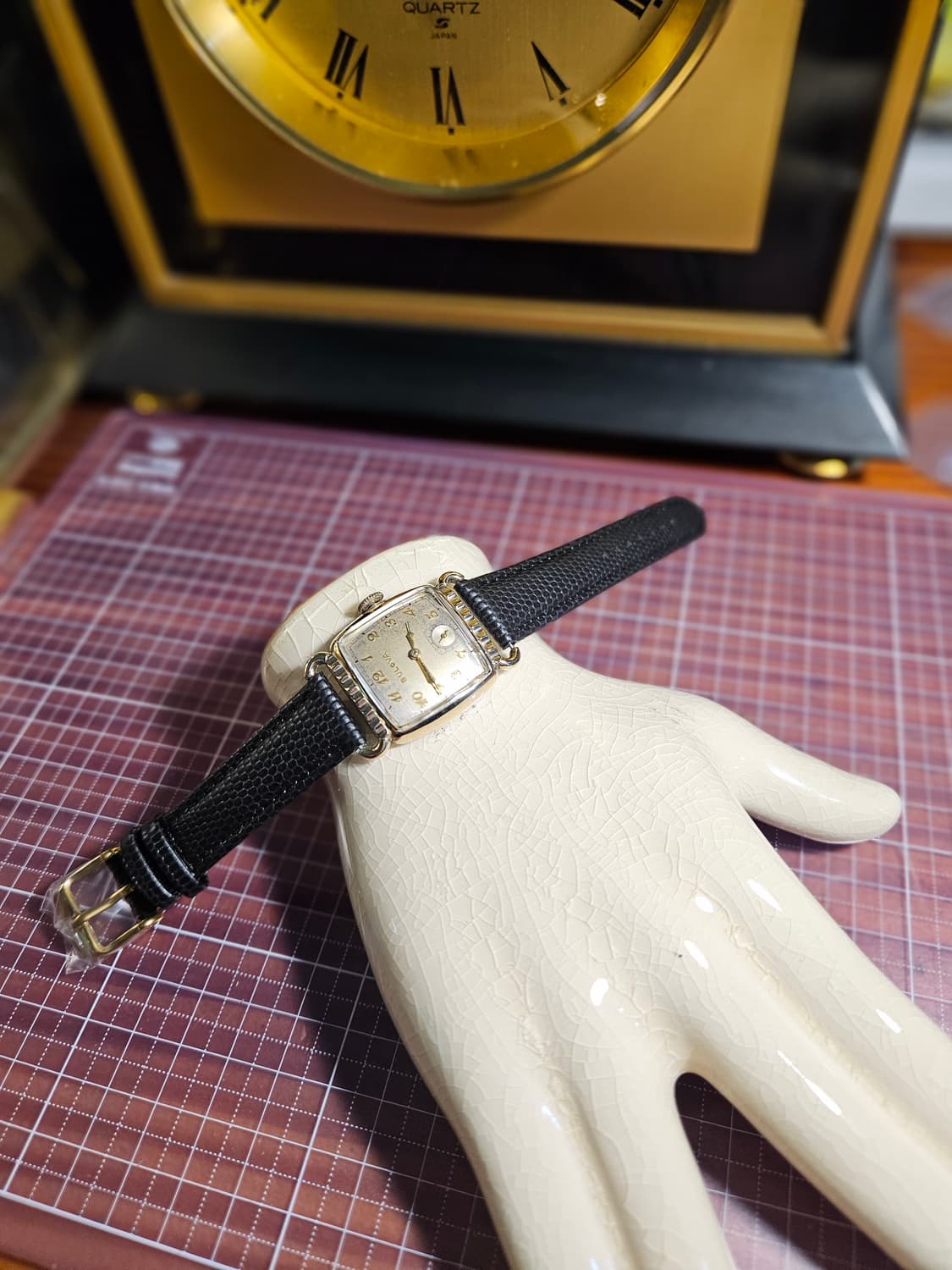 1950s 금장 부로바 빈티지 수동 핸드와인딩 시계 상품이미지2