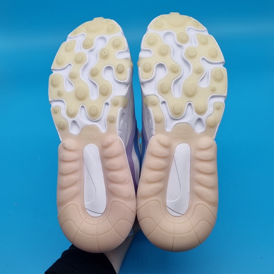 O 나이키 에어맥스 270 운동화 225 상품이미지3