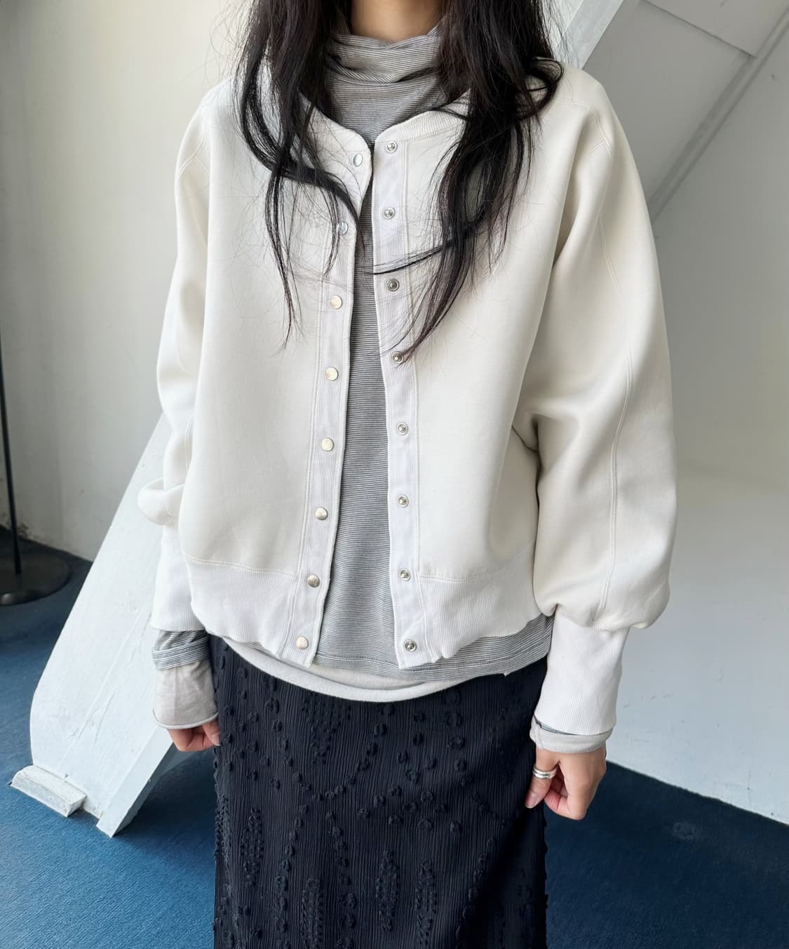 Poly rayon crew neck cropped cardigan 상품이미지8