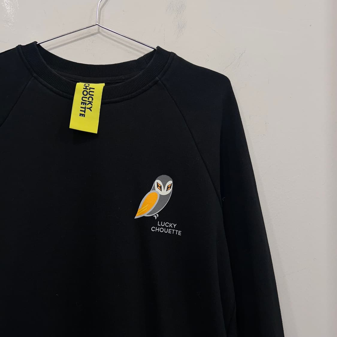 럭키슈에뜨 래글런 헤비코튼 포켓 맨투맨 상품이미지1