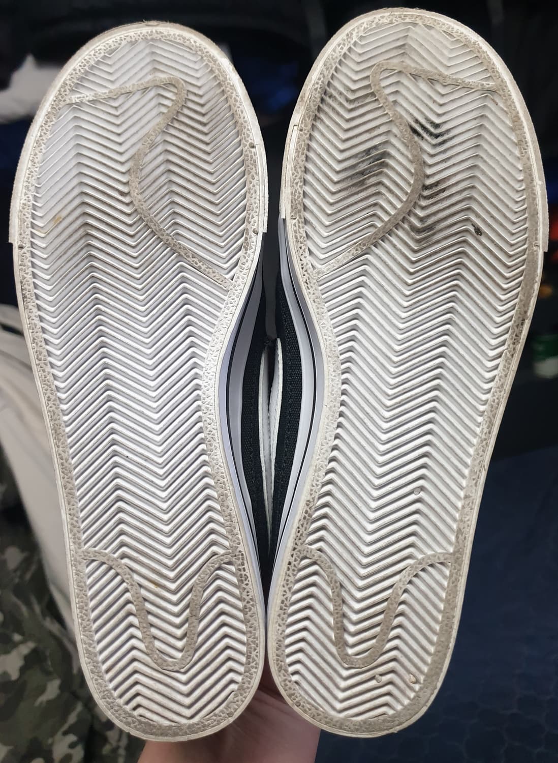 나이키 우먼스 코트 레거시 스니커즈 블랙&화이트 (230) 상품이미지5