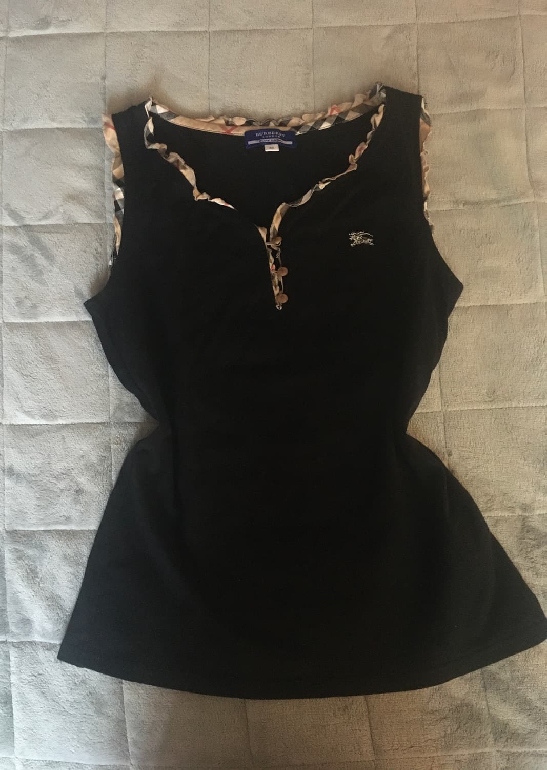 burberry 노바체크 슬리브리스 나시 상품이미지1