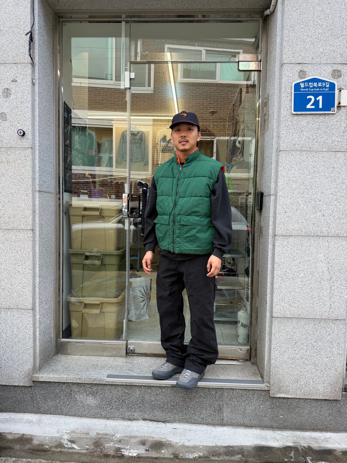 A frost line down vest 상품이미지10