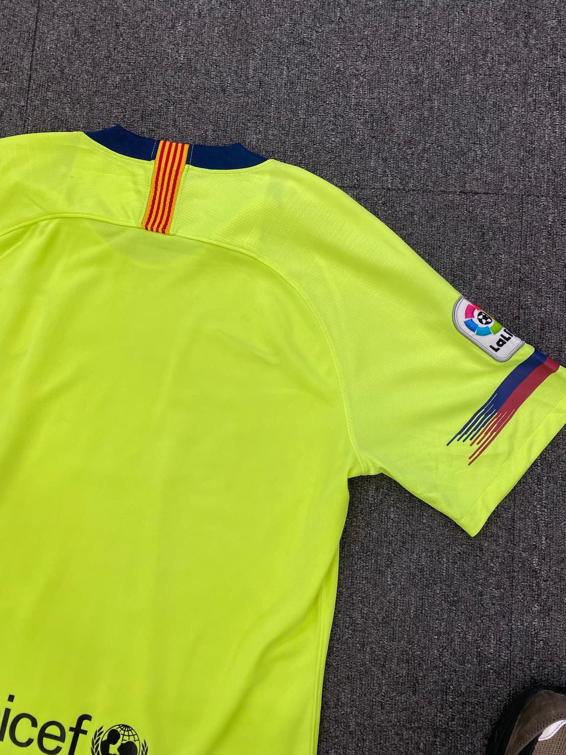 Nike 나이키 바르셀로나 18-19away 하프 유니폼 반팔 티셔츠 상품이미지8