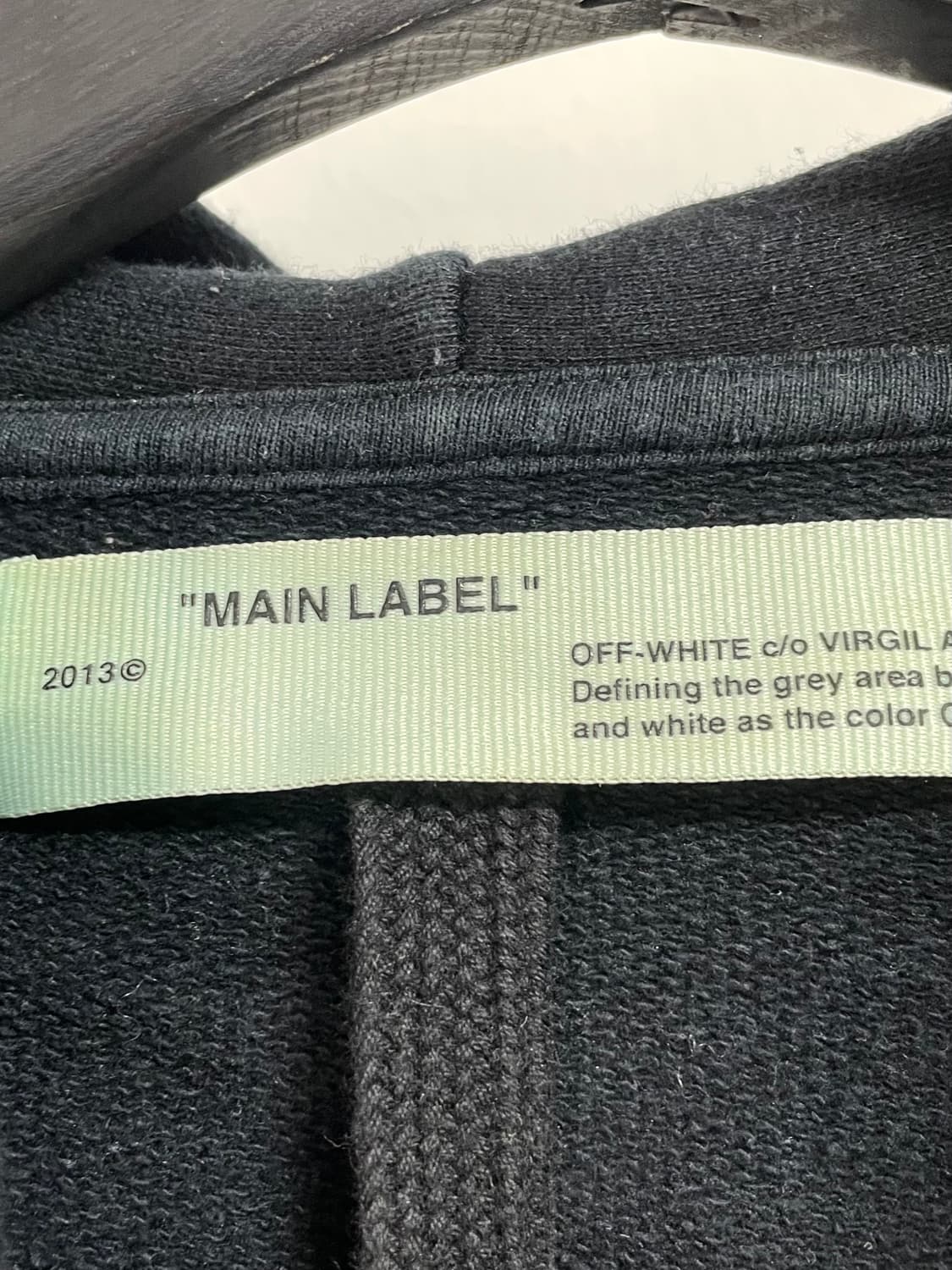 오프화이트 에로우 블랙 후드티  (on.187)    상품이미지6