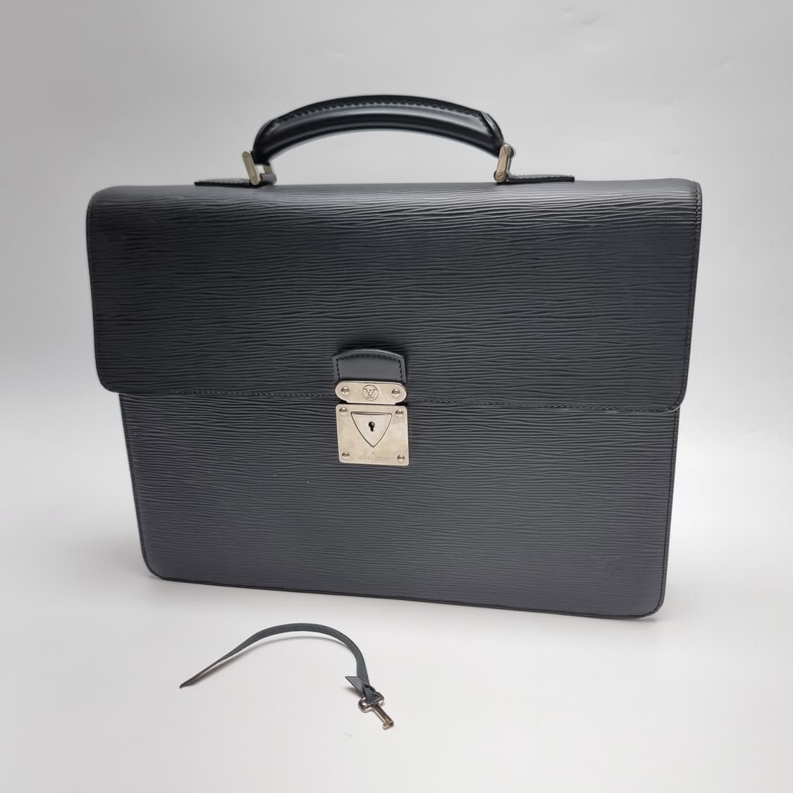 루이비통 에삐 로부스토 서류가방 (최상급 브리프케이스, 남여공용) 상품이미지2
