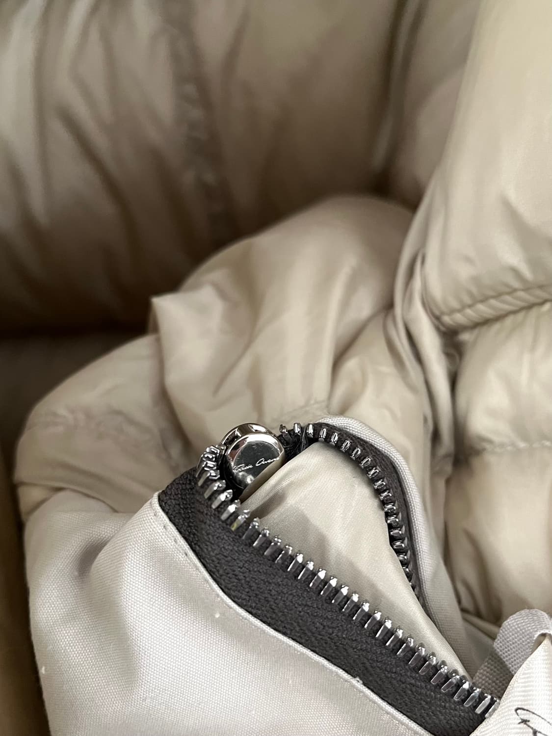 릭오웬스 2021FW 후드 레더포켓 롱패딩 상품이미지7