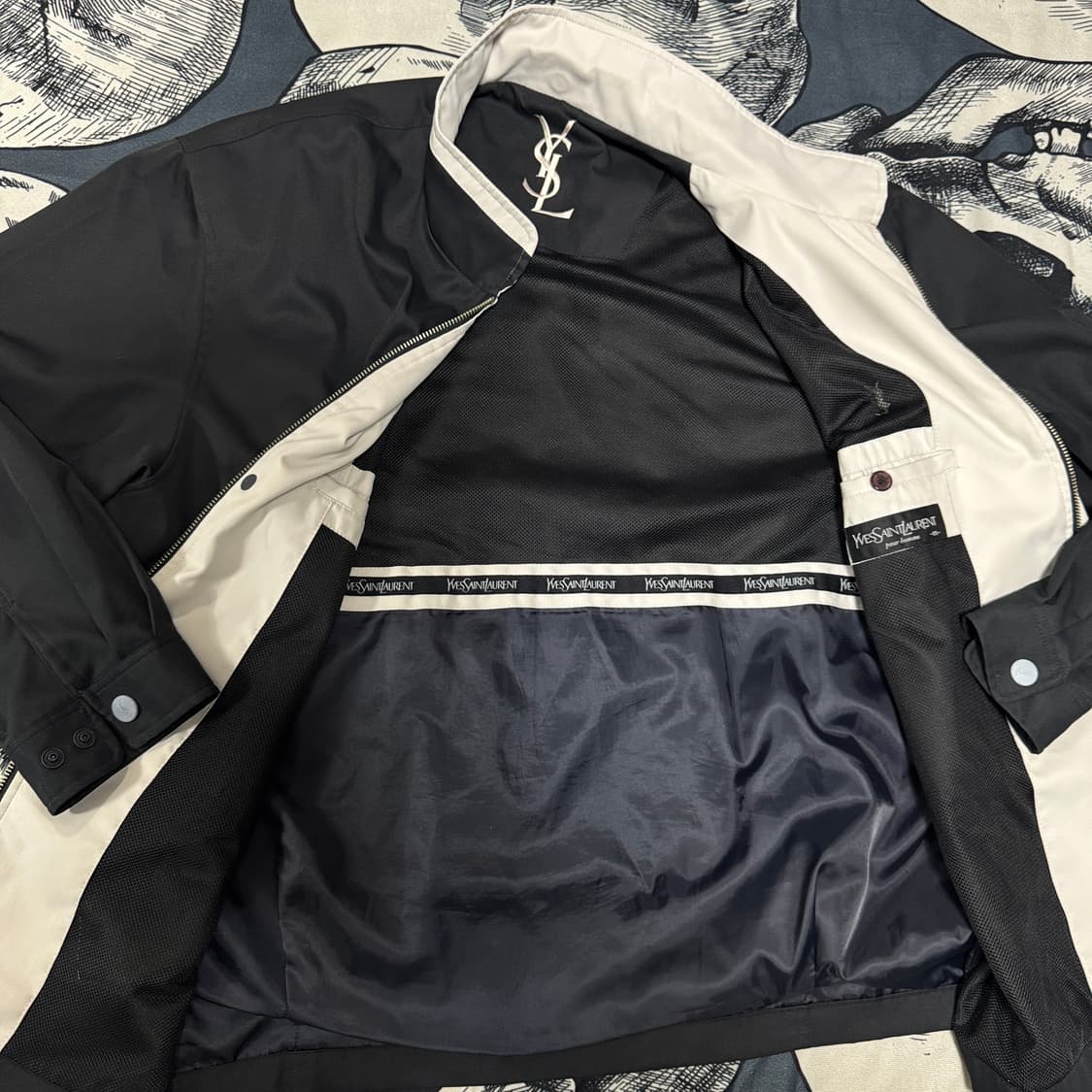 입생로랑 바람막이 Xl사이즈 상품이미지3
