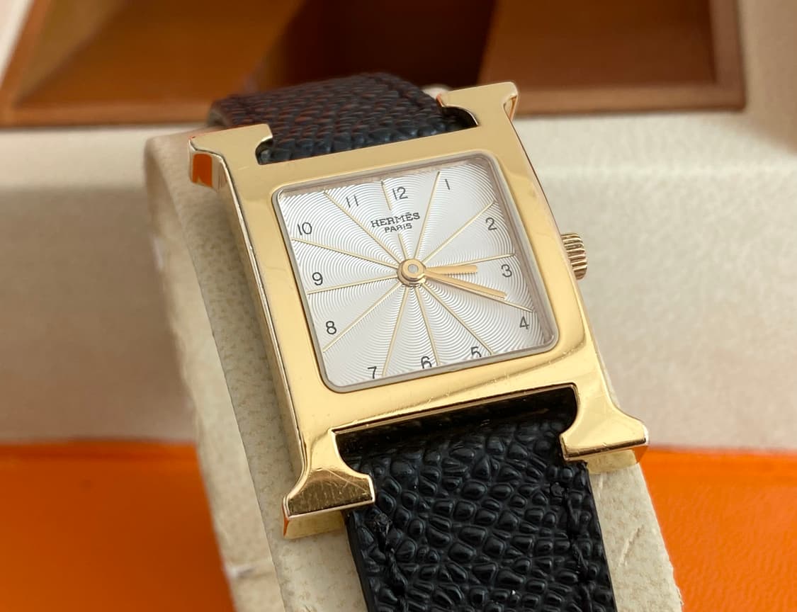 에르메스 H아워 1.201 금장 여성용 쿼츠 PM 스몰 사이즈 상품이미지3