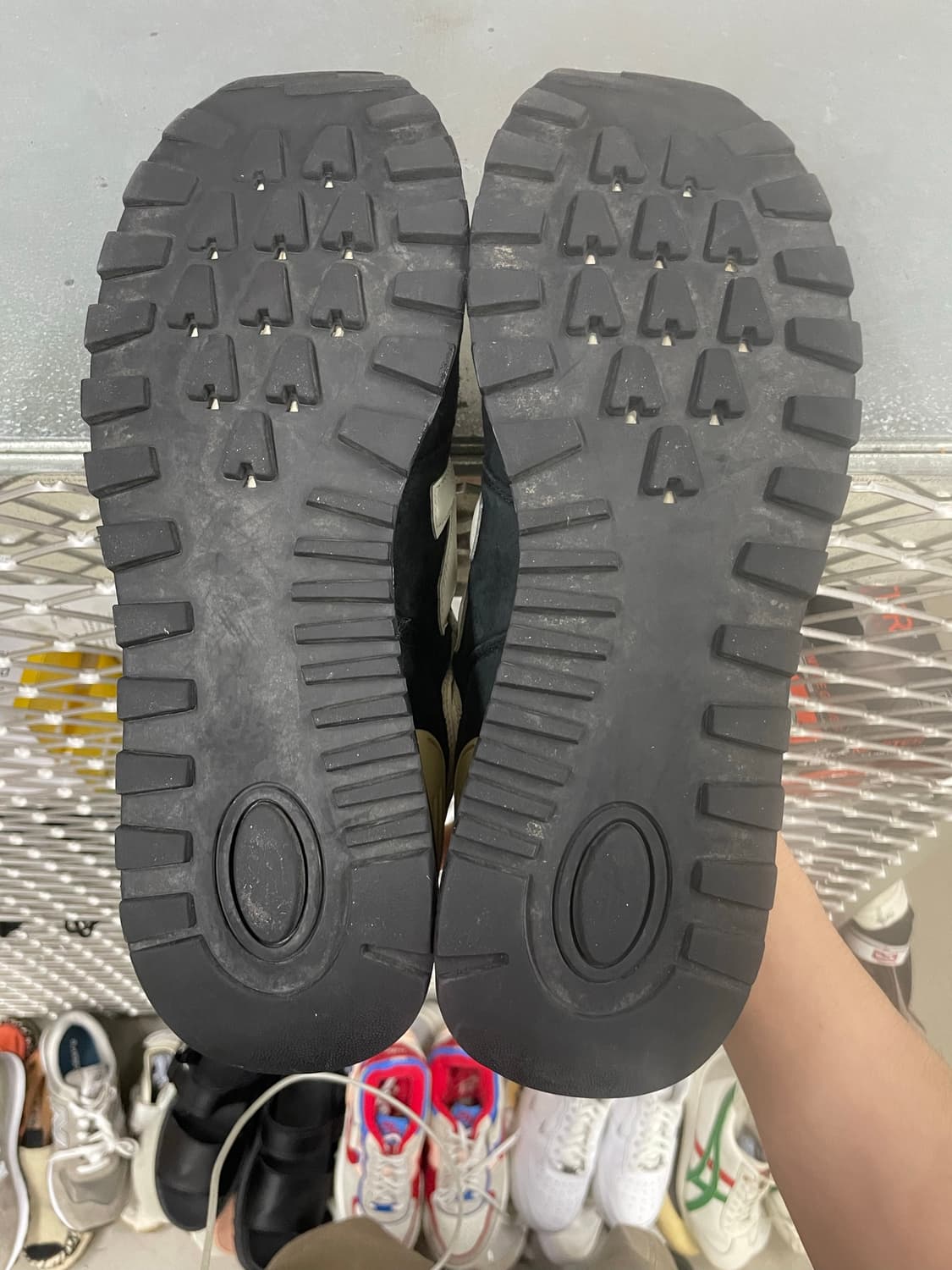 뉴발란스 574 레거시 블랙 앙고라 300 상품이미지6