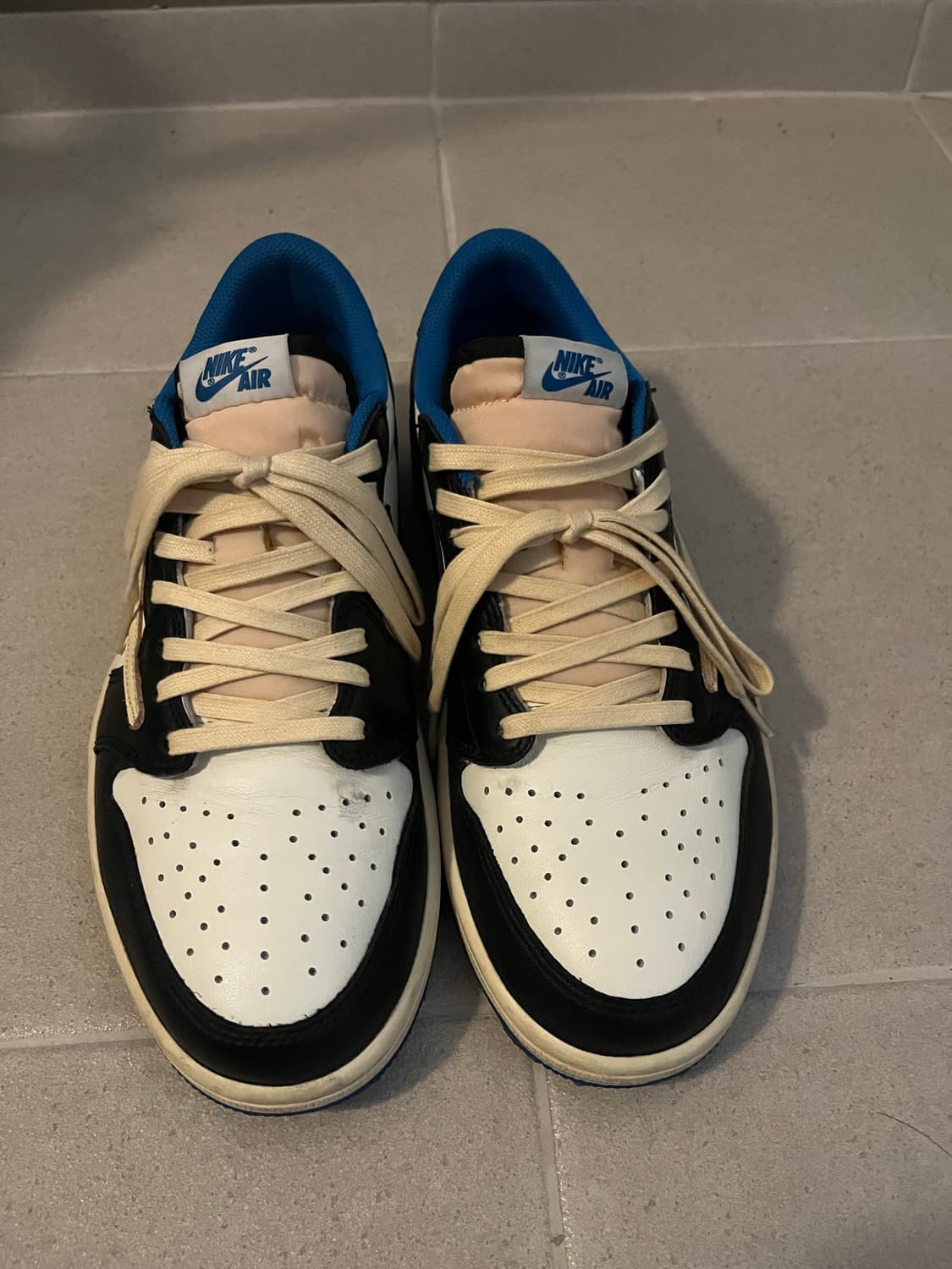 조던 1 x 트래비스 스캇 x 프라그먼트 레트로 로우 OG SP 밀리터리 상품이미지1