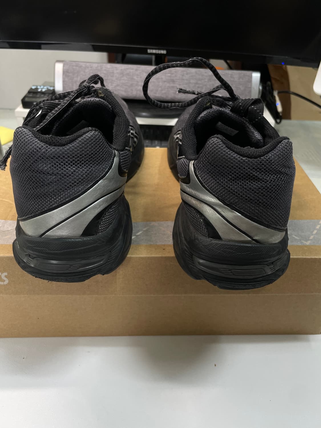 아식스 UB2-S GEL-1130 아스팔트 퓨어 실버 285 상품이미지2