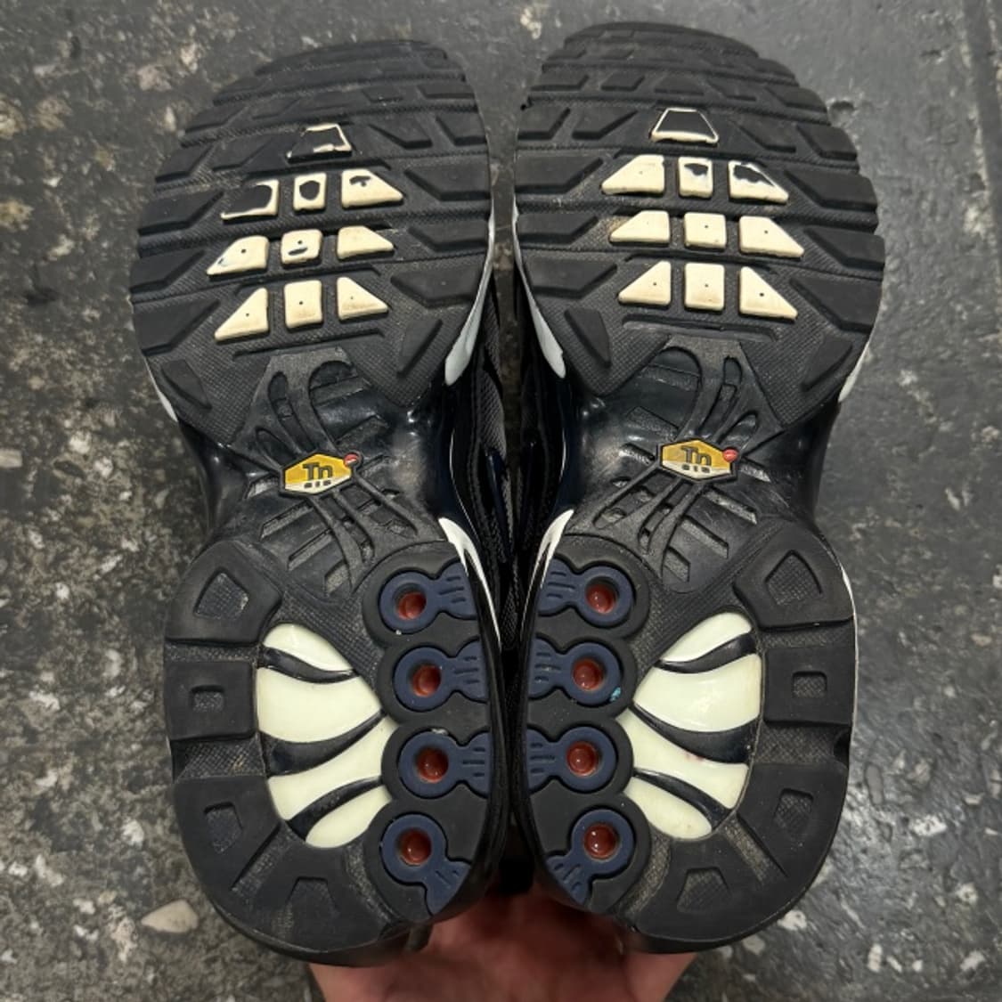 270 나이키 에어맥스 플러스 SE 상품이미지5