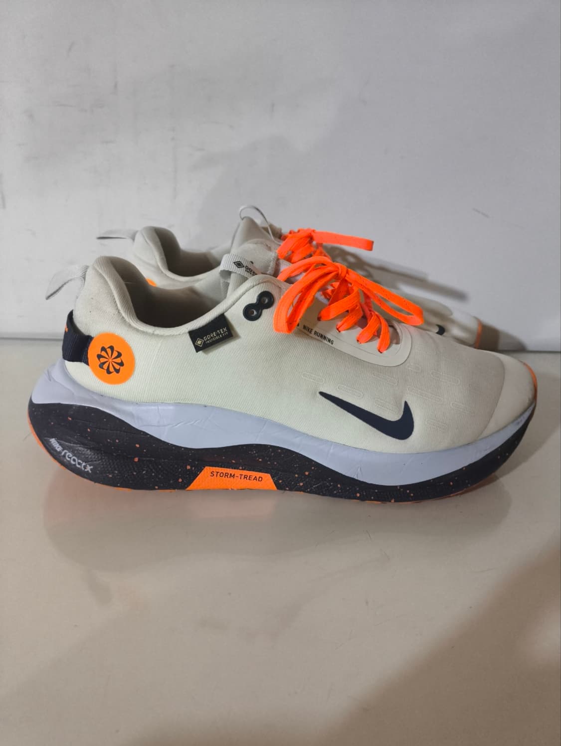 275mm 나이키 인피니티 런 4 고어텍스 런닝화 상품이미지2