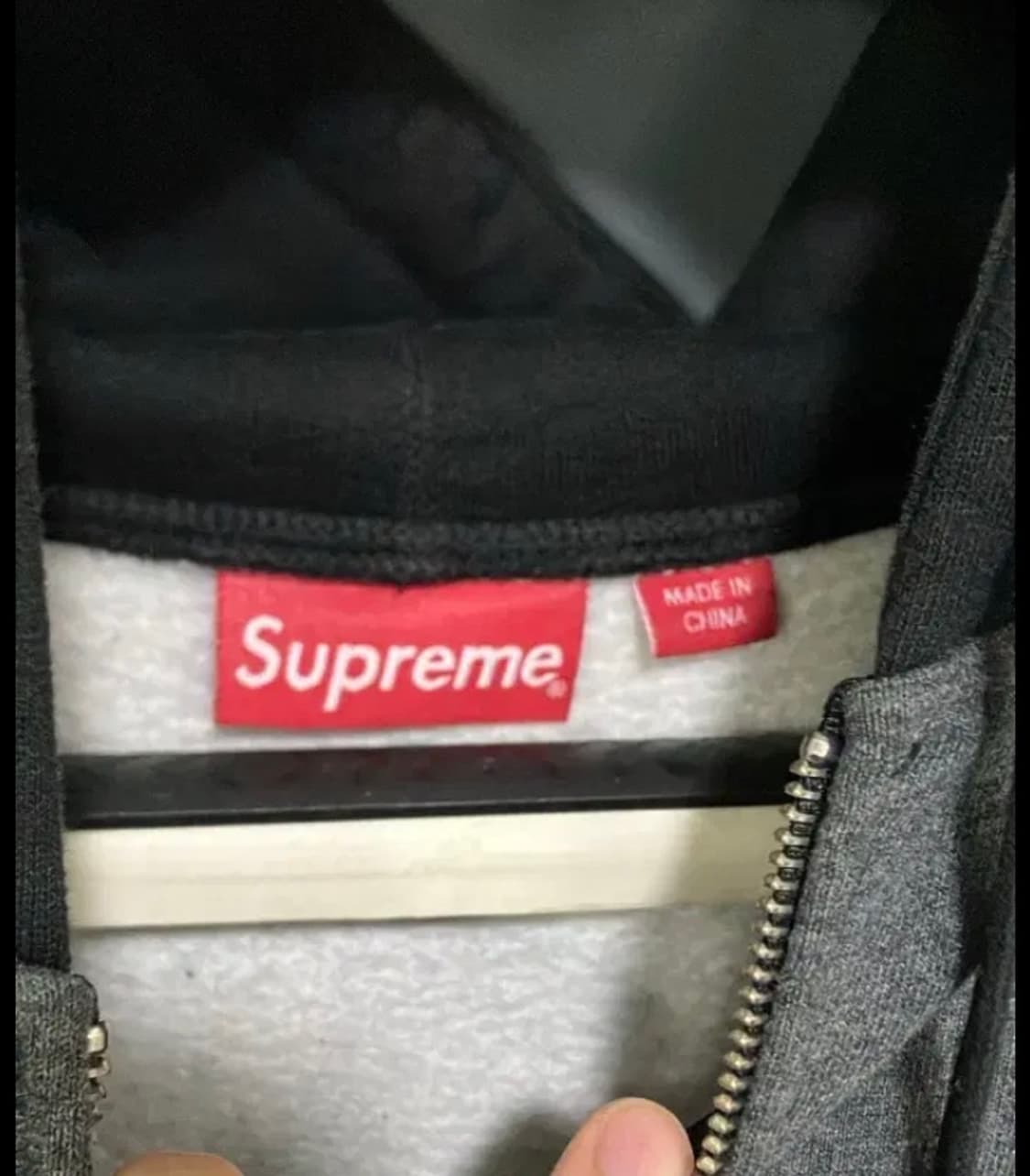 [L] 슈프림 곤즈 아플리케 후드집업 블랙 상품이미지4