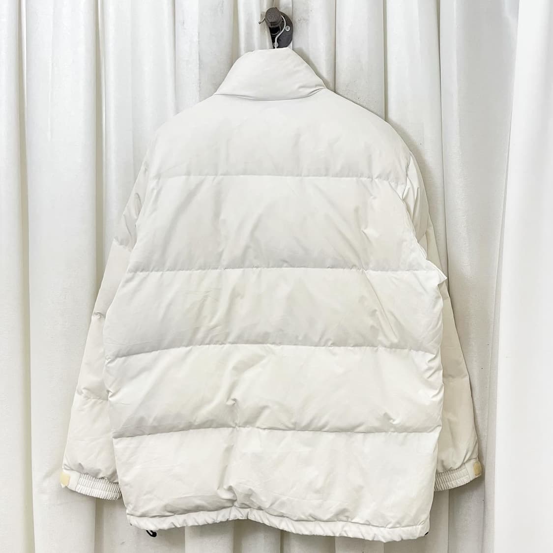나이키 화이트 그레이로고 패딩 점퍼  상품이미지5