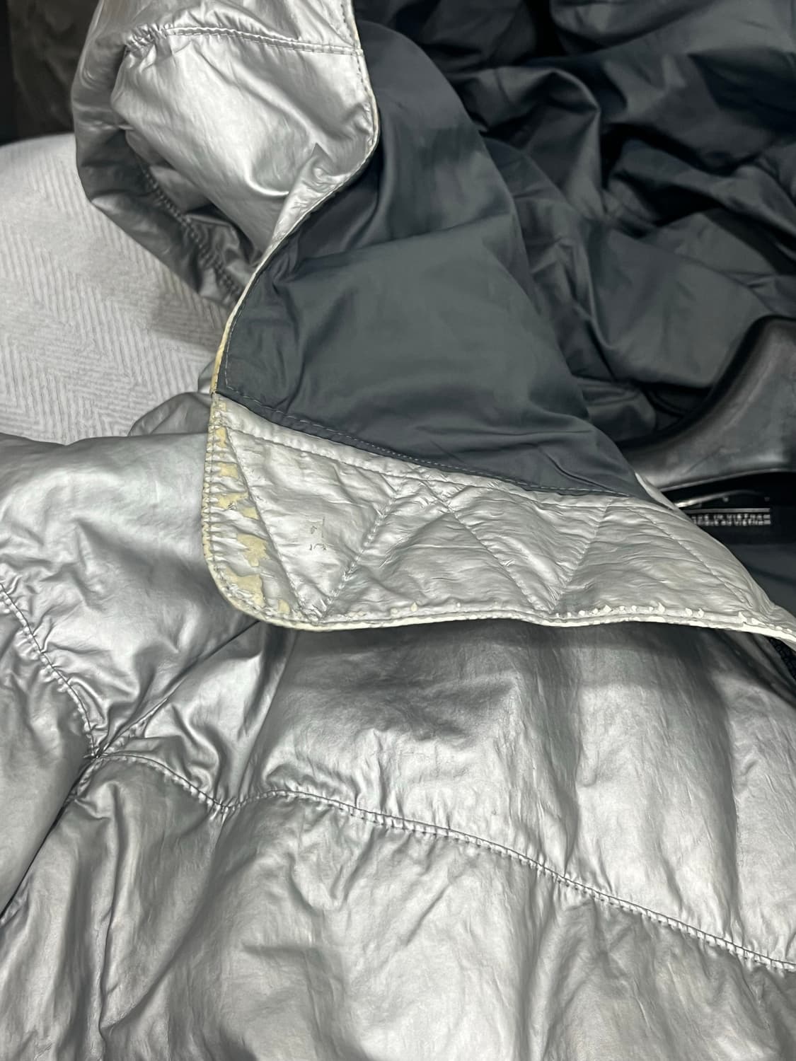 나이키 메탈 실버 덕다운 패딩 남성 L 100-105 상품이미지9