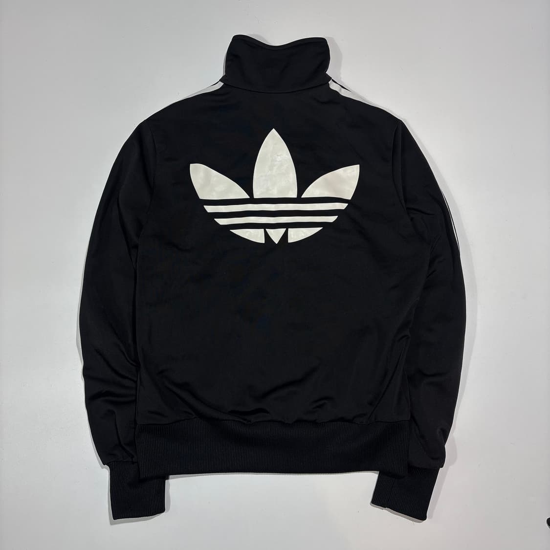 아디다스 블랙 삼선 트랙탑 자켓 상품이미지4