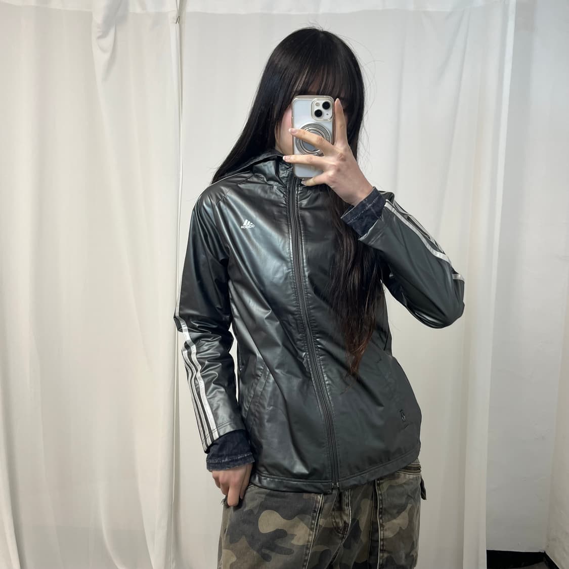 Adidas Grey Glossy Running Windbreaker   상품이미지1
