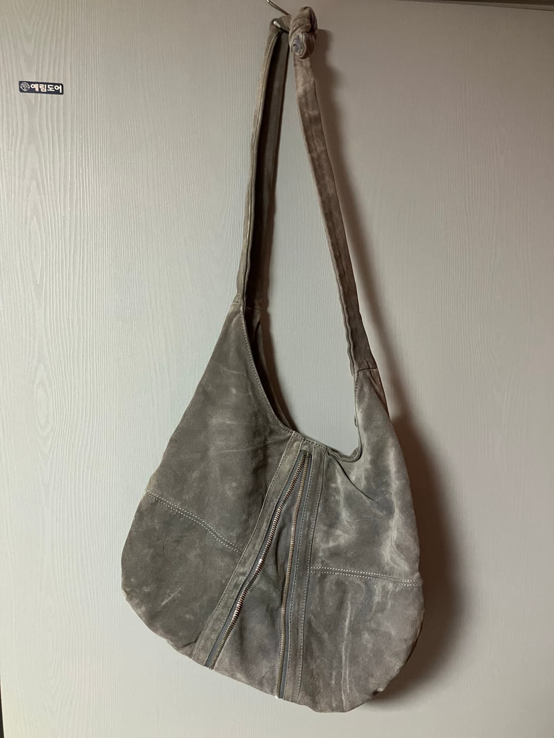 알렉산더 왕 호보백. Alexander Wang 상품이미지2