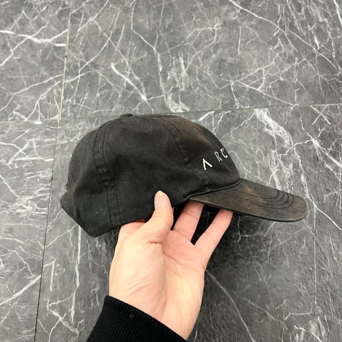 아크테릭스 로고 썬 페이딩 로고 볼캡 상품이미지5