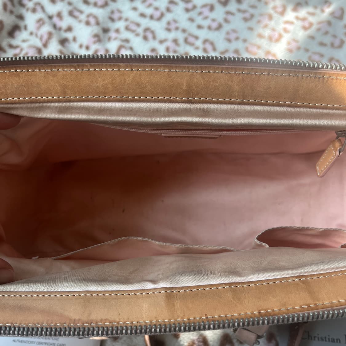 정품 디올 로맨틱 오블리크 핑크브라운 라떼갸루 숄더백 자물쇠 dior 상품이미지5