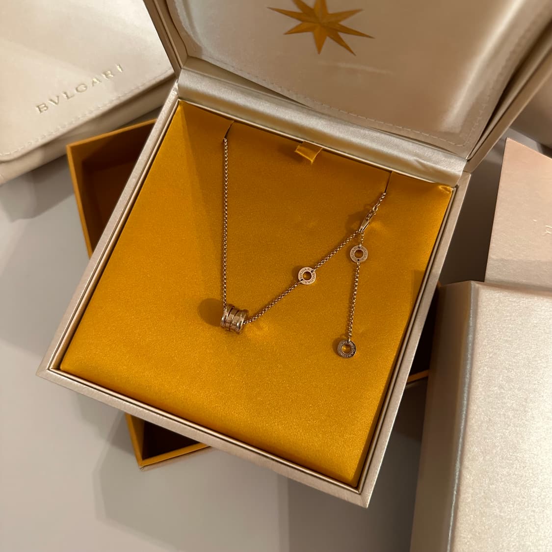 불가리 비제로원 목걸이 (신세계센텀구매) 상품이미지2