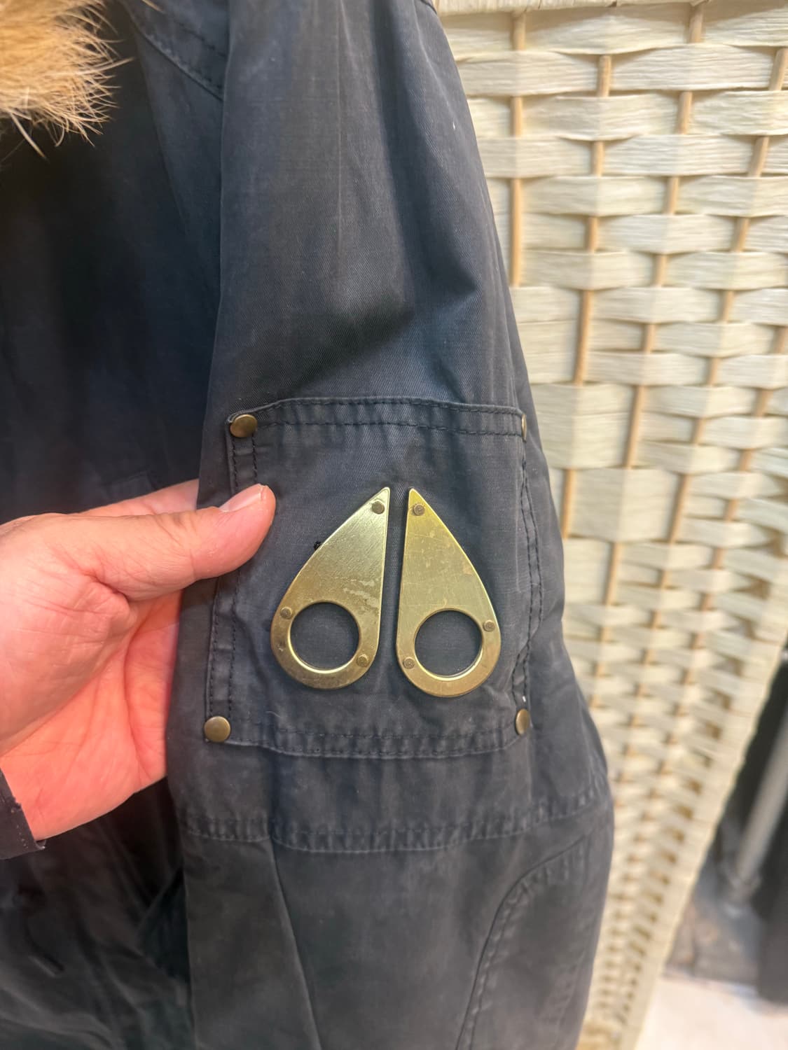 105 정품 무스너클 스텔라 야상 패딩 팝니다 상품이미지2