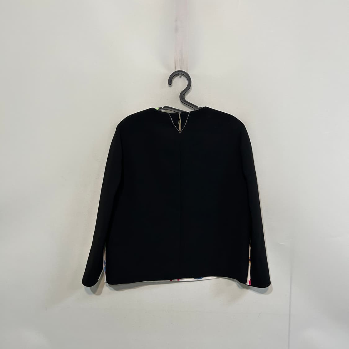 럭키슈에뜨 여성 픽셀 패턴 티셔츠 36사이즈  상품이미지3