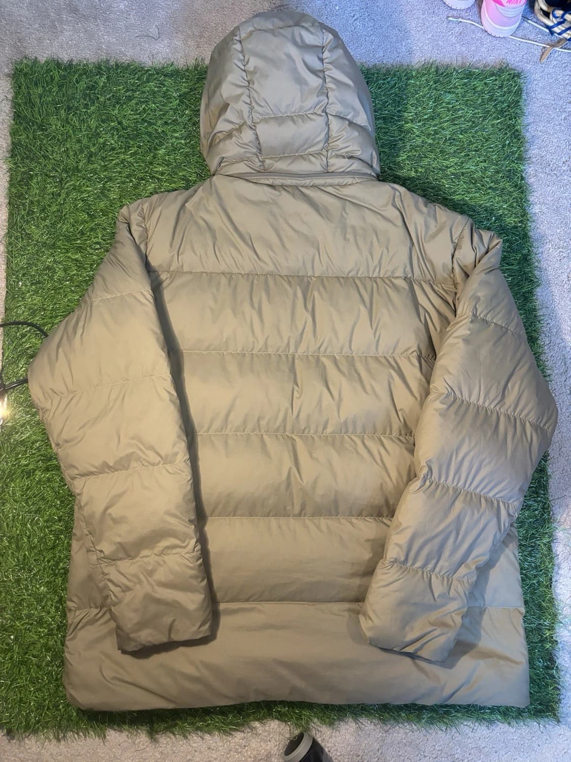 파타고니아 남성용 사일런트 후디 패딩 상품이미지3