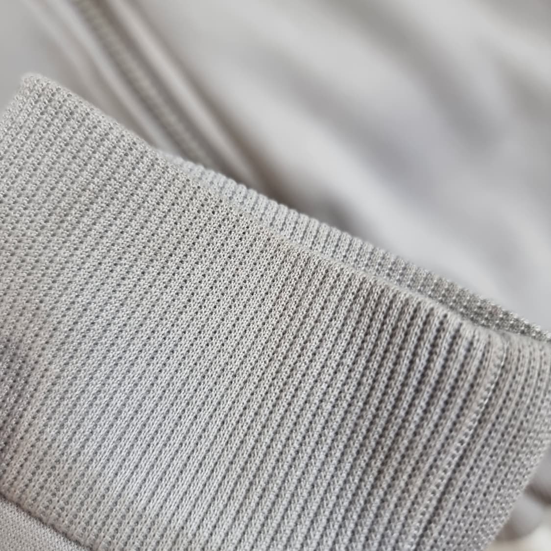 아르마니 익스체인지 리본포인트 후드집업 (55) 상태중고/하자있음 상품이미지6