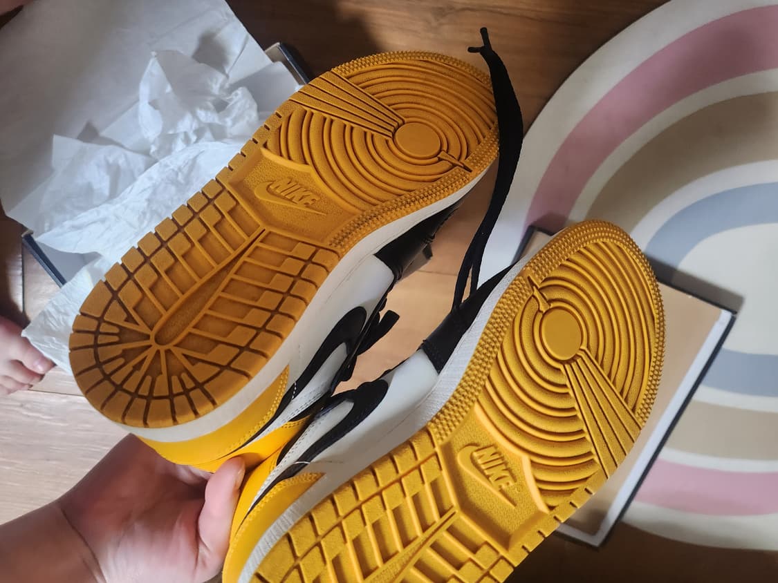 나이키 에어 조던 1 레트로 하이 OG 택시 235(US 5) 상품이미지3