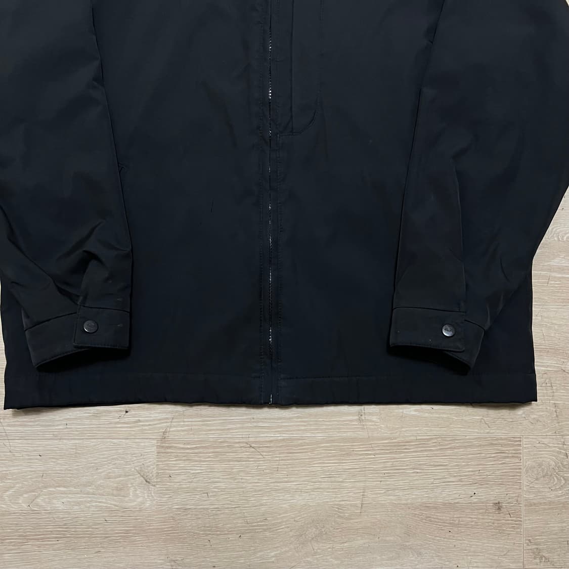 아식스 올드스쿨 화이트리인 바람막이 집업자켓 [블랙] M/95 상품이미지3