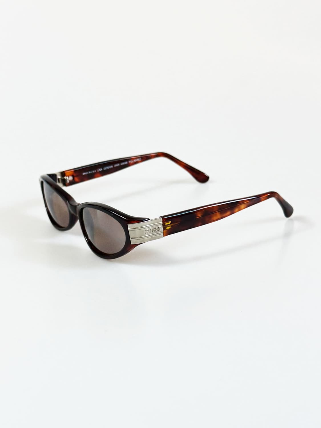 90s 게스 토터스쉘 오벌 프레임 틴트 빈티지 선글라스 상품이미지3