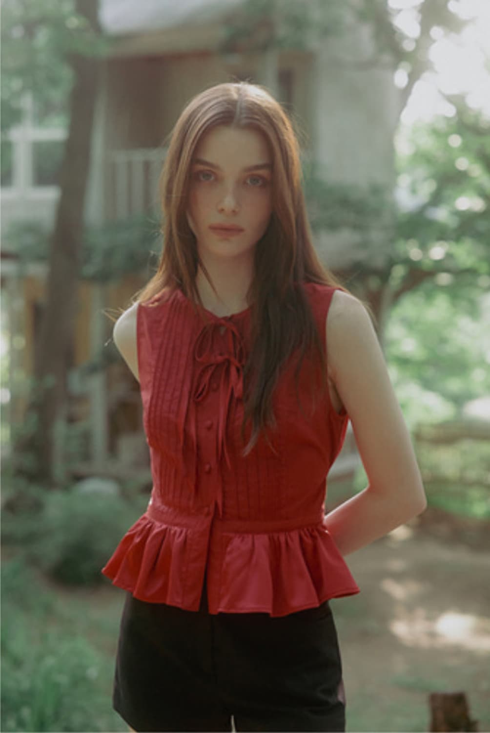 더티스 민소매 프릴 블라우스 레드 상품이미지1