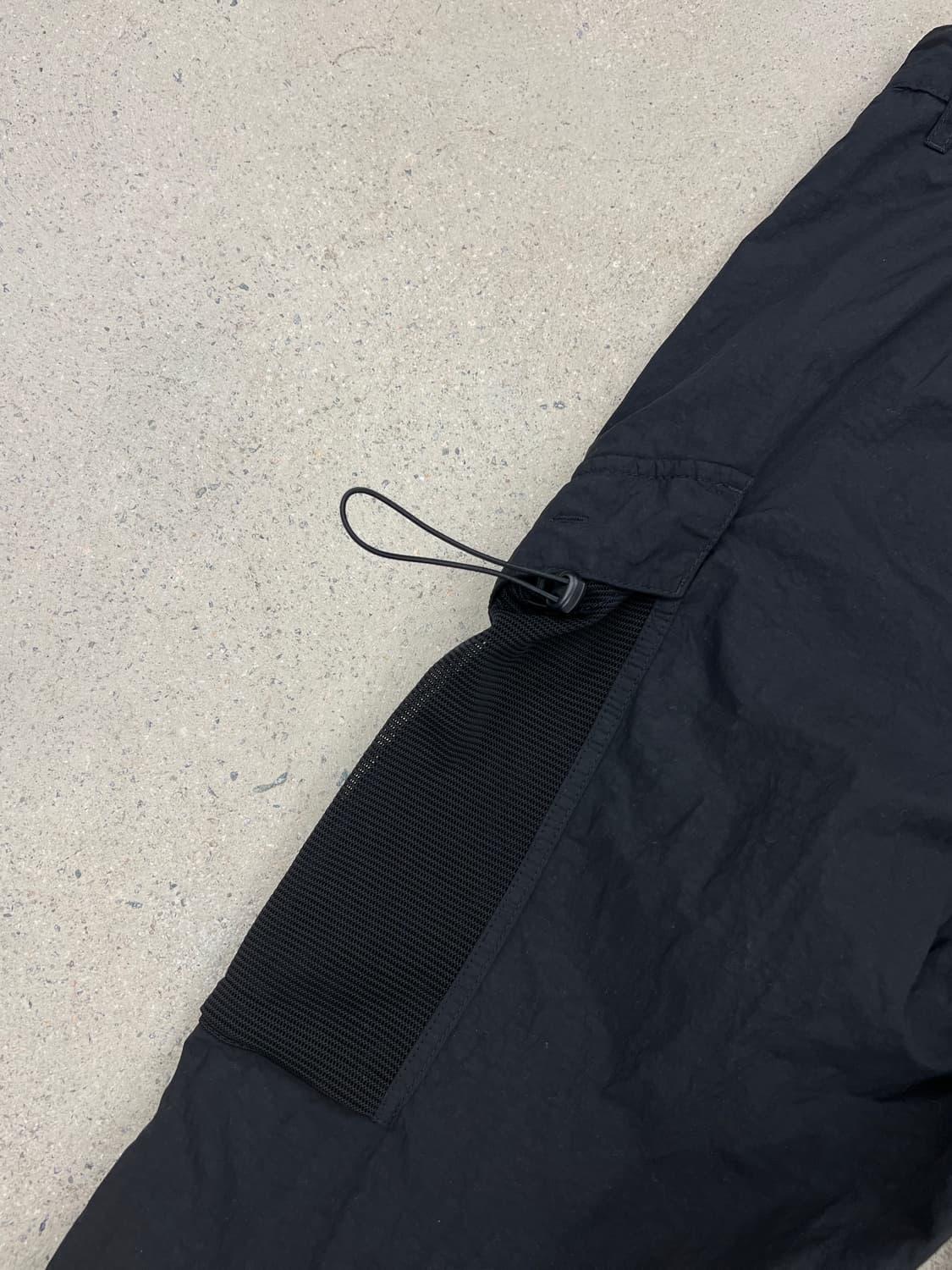 CP컴퍼니 렌즈와펜 나일론 조거 팬츠 상품이미지5