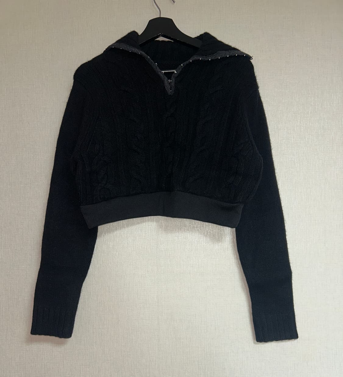 미스테리어스호텔 케이블 크롭 니트 블랙 상품이미지2