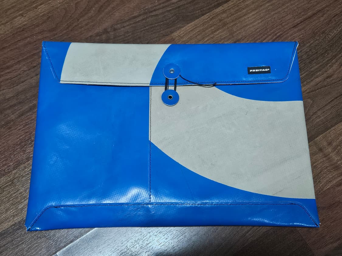 프라이탁 슬리브 15인치 (F421) 상품이미지1