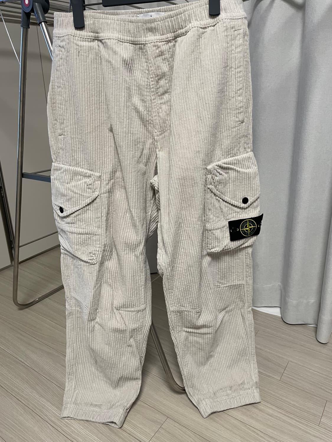 [32] 스톤아일랜드 23FW 코듀로이 카고팬츠 바지 상품이미지1