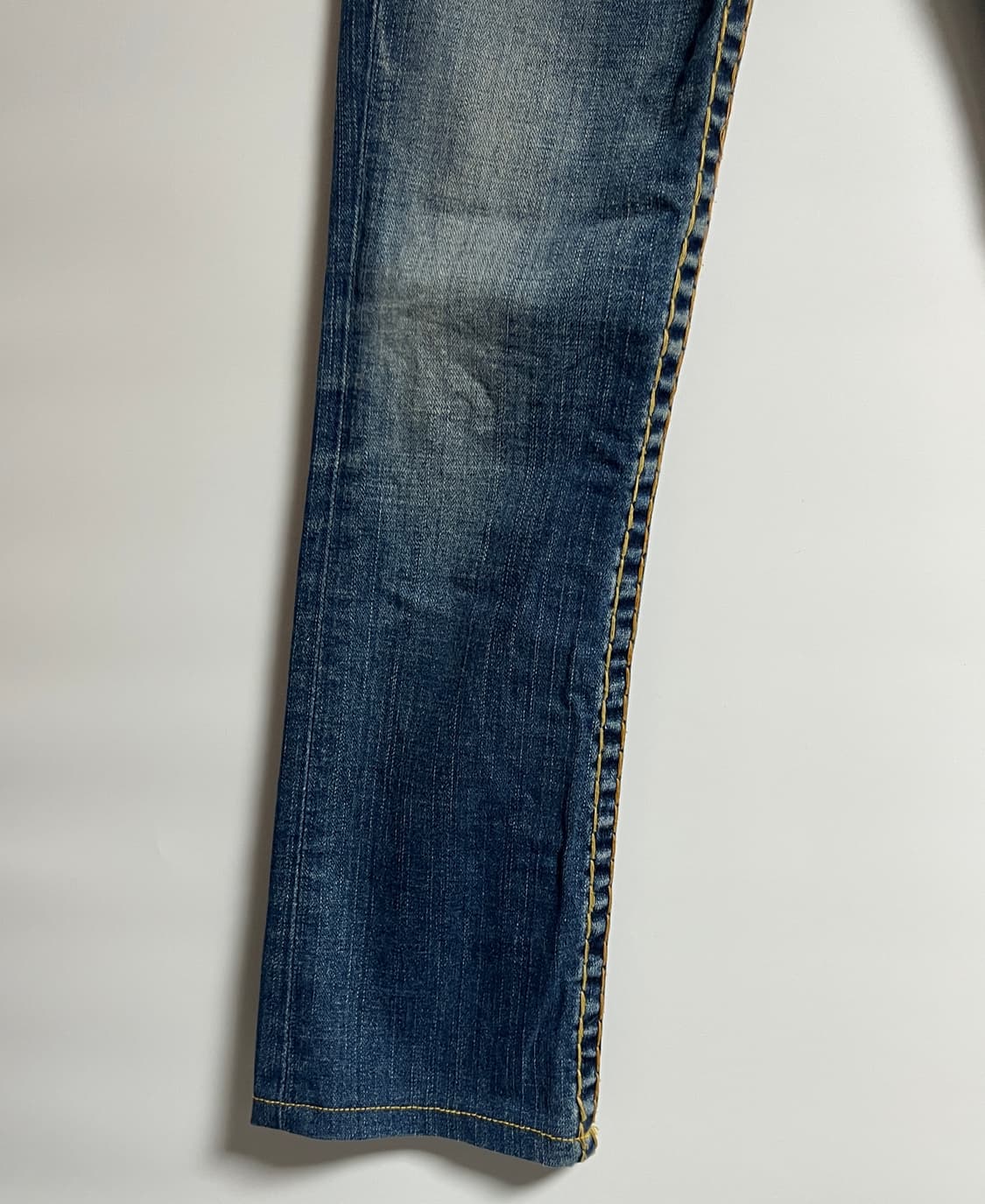 트루릴리전 세미부츠컷 플레어진 데님 팬츠 청바지 25 상품이미지3