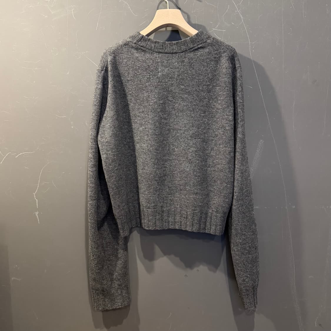 [46] 솔로이스트 23AW 크롭 니트 상품이미지2