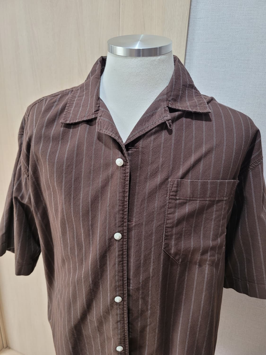 후아유 WHO.A.U 남자 오픈카라 반팔셔츠 XL 브라운 상품이미지2