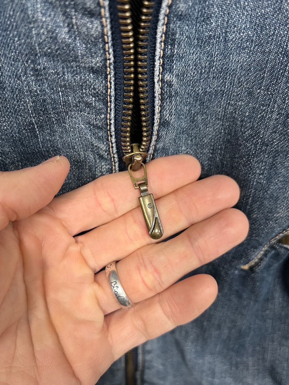 리바이스 엔지니어드 봄버 데님 크롭 자켓 상품이미지4