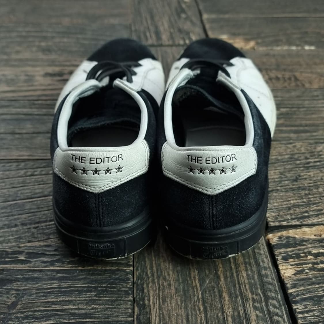 [오니츠카 타이거] 스웨이드 도킹 블랙 & 화이트 스니커즈 M19241 상품이미지5