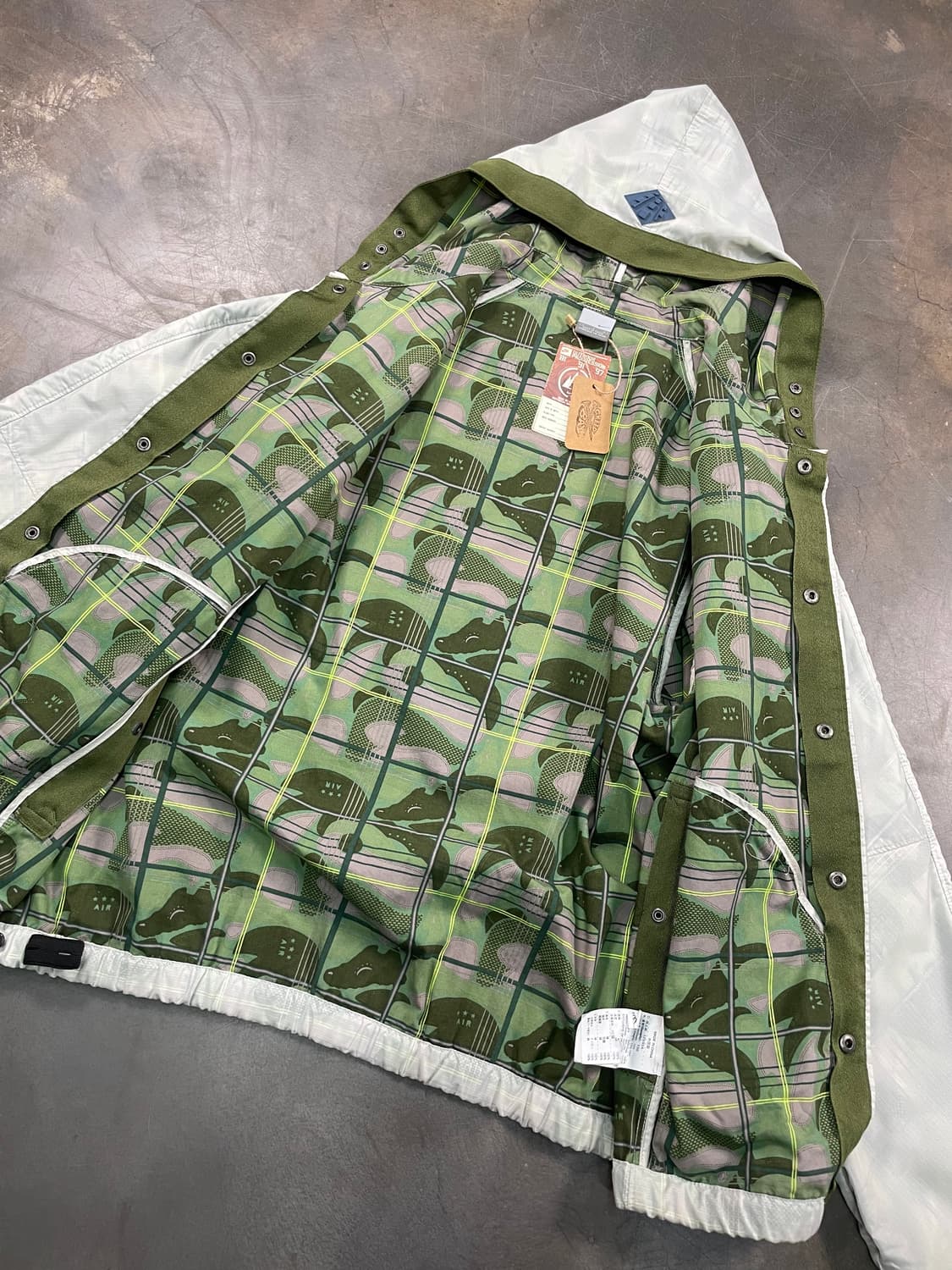 00s 나이키 아웃도어 프로그래션 바람막이 상품이미지4