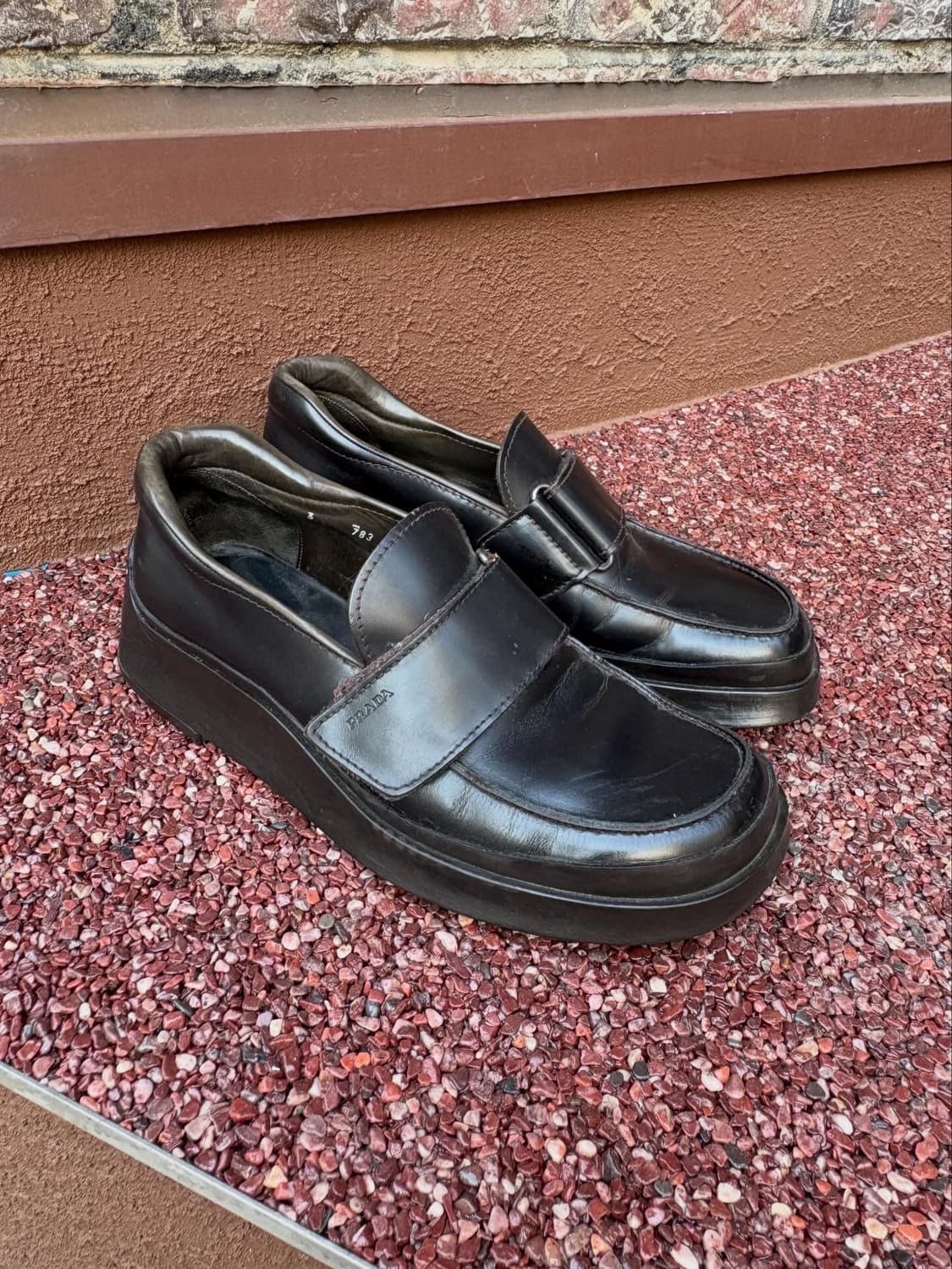Prada leather loafer 상품이미지4