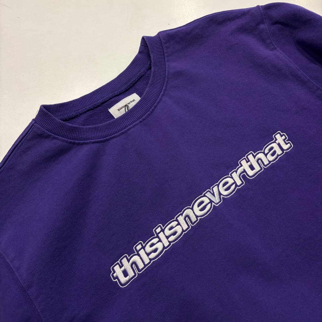 [L] 디스이즈네버댓 보라색 맨투맨 티셔츠 D487 상품이미지3