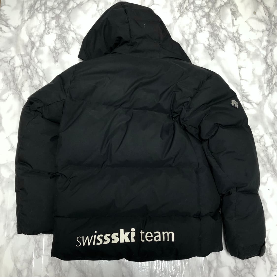 데상트 헤비급 패딩 아우디 남성용 상품이미지4