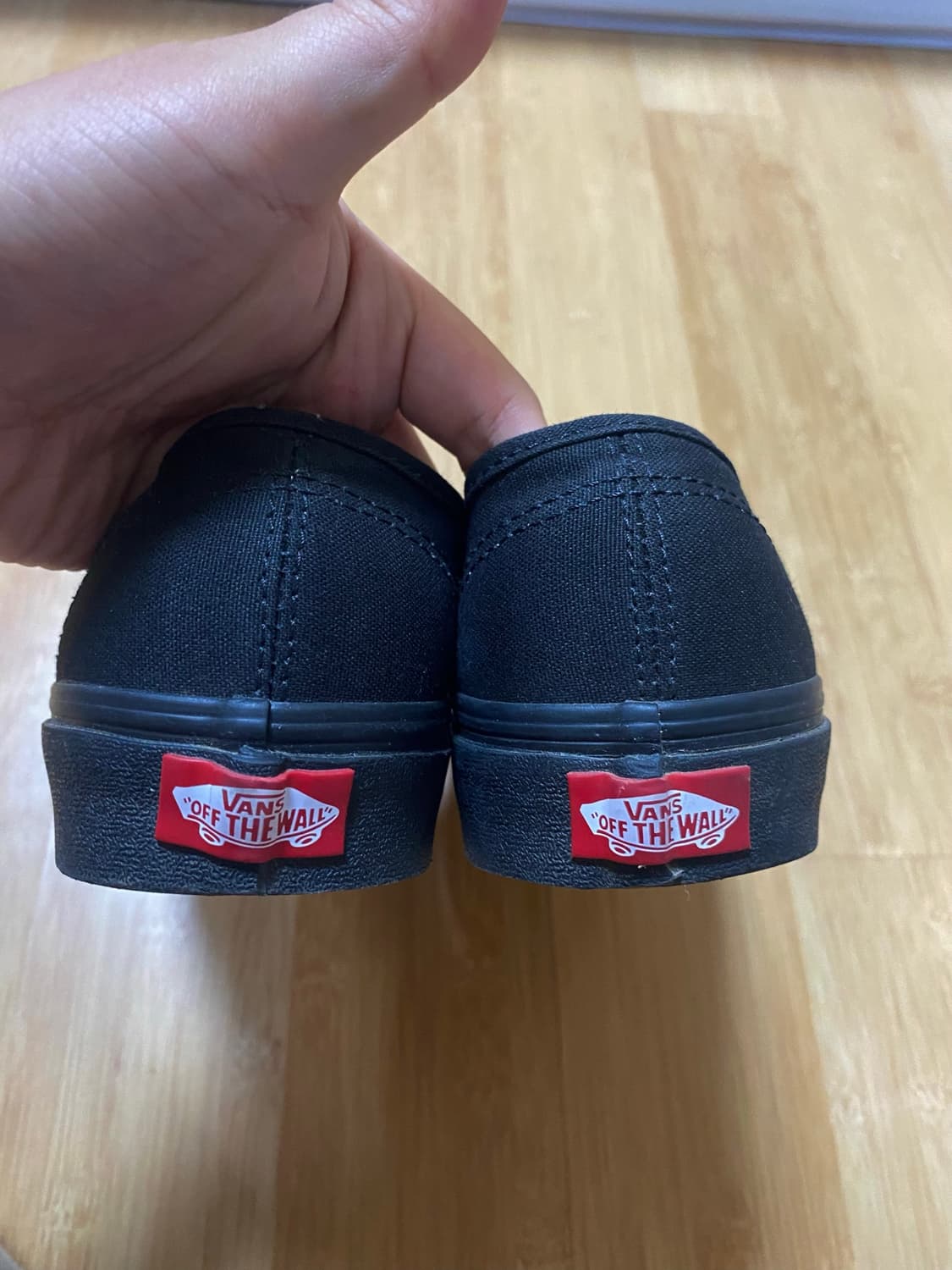 [VANS] 반스 어센틱 올블랙 스니커즈 255사이즈 상품이미지3