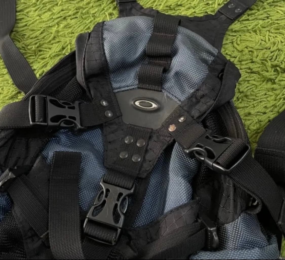 오클리 아이콘 백팩 블루블랙 상품이미지2